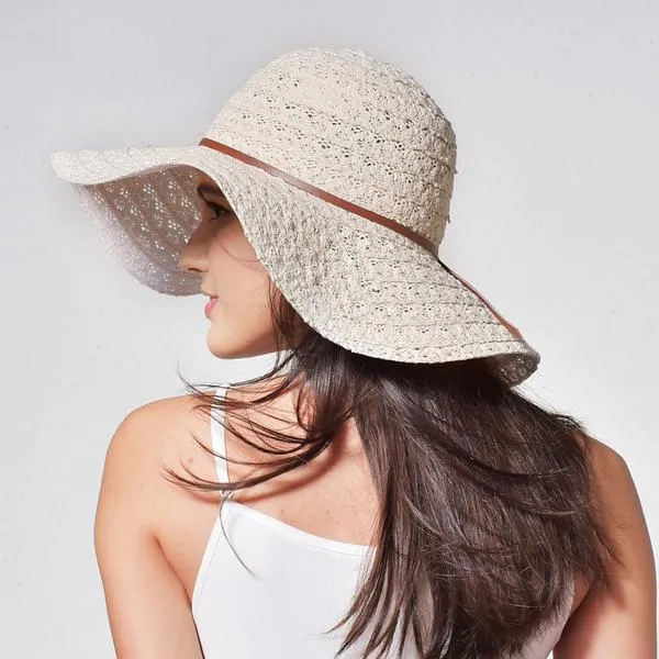 Amanda, 50%   Free Shipping