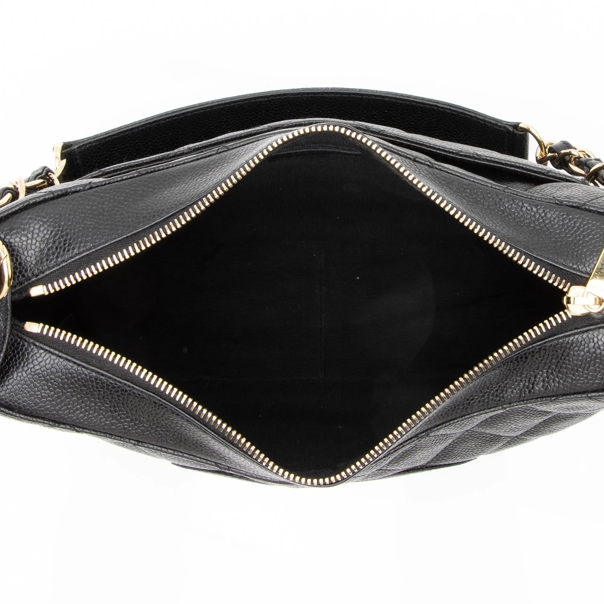 Chanel Caviar Leather Timeless CC Hobo (SHF-fu7h3a)