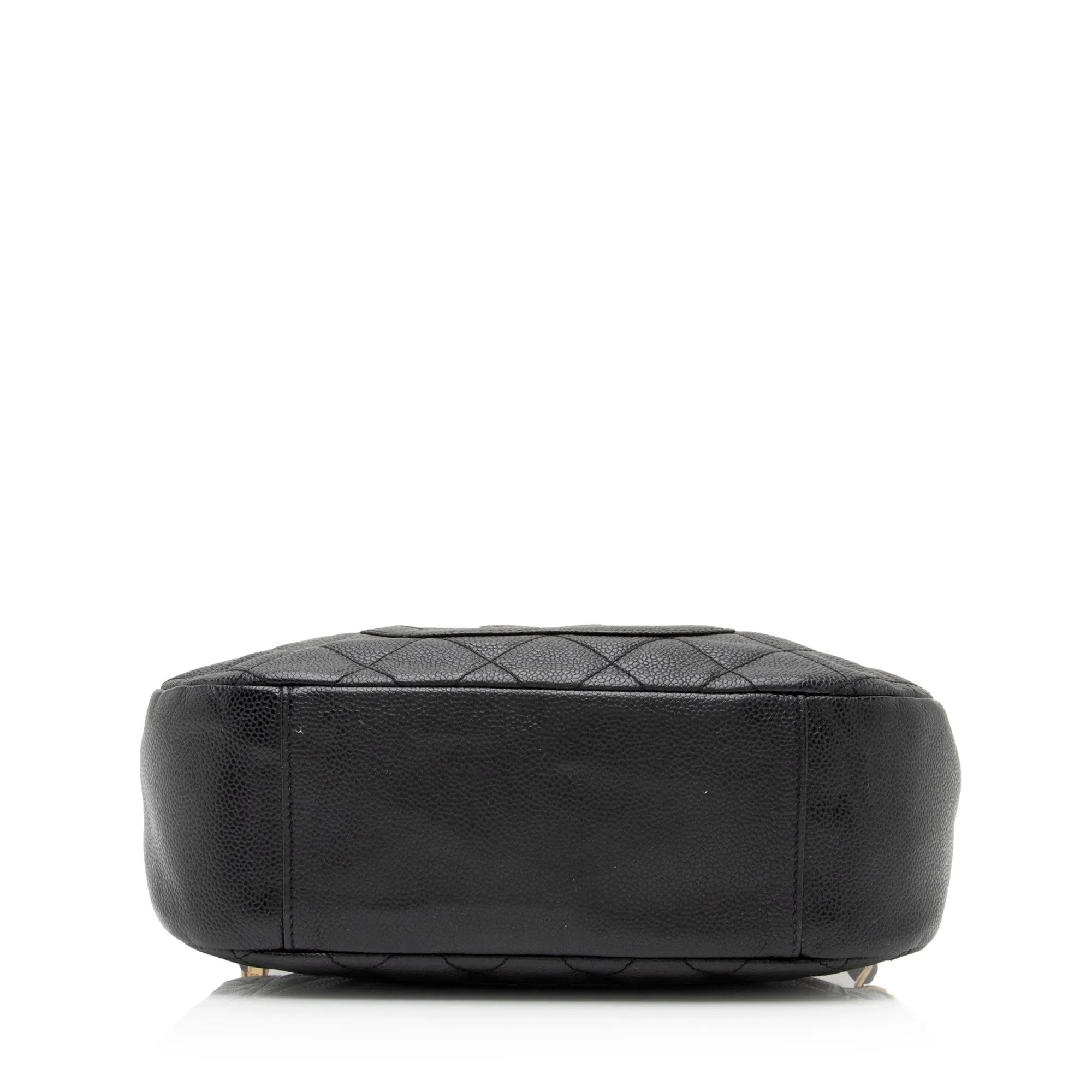 Chanel Caviar Leather Timeless CC Hobo (SHF-fu7h3a)